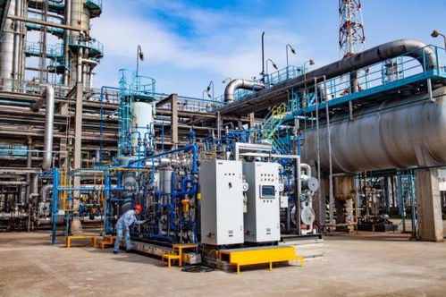 國產(chǎn)高純氫突破 煉廠首發(fā)，燃料電池降本迎新機(jī)